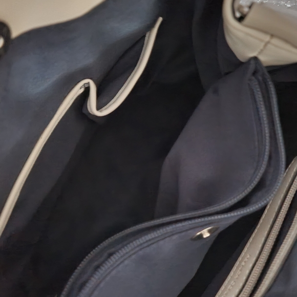 French connection large crossbody - Picture 4 of 6